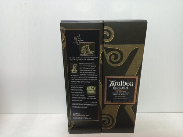 Ardbeg Uigeadail 3 Ardbeg Uigeadail – Single Malt Whisky Écossais - 70cl