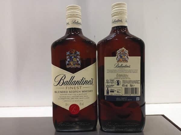 BALLANTINE 70CL BLENDED 1 Ballantine's Finest – Le Blended Scotch Whisky - 70 cl - Vente à l'Export