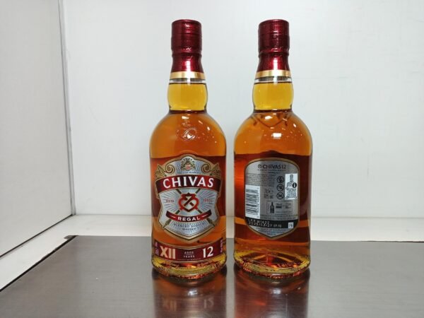 CHIVAS REGAL 12 ANS Chivas Regal - 12 ans d'âge - Scotch Whisky Blended - 70 cl - Vente à l'Export