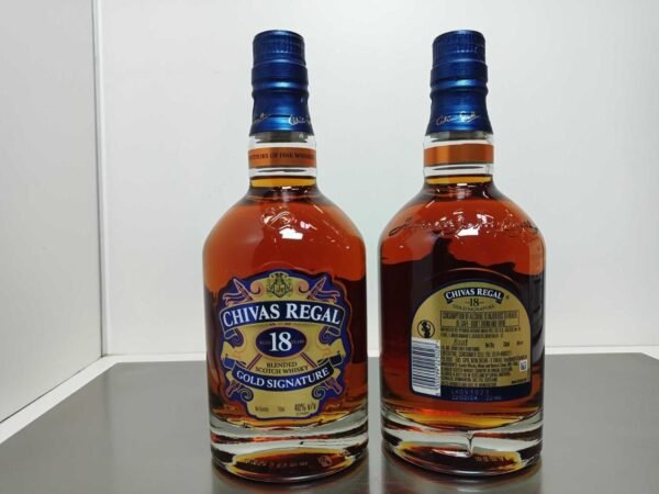 Chivas 18 ans signature pour export Chivas Regal 18 ans Gold Signature - Blended Scotch Whisky Premium - 75cl