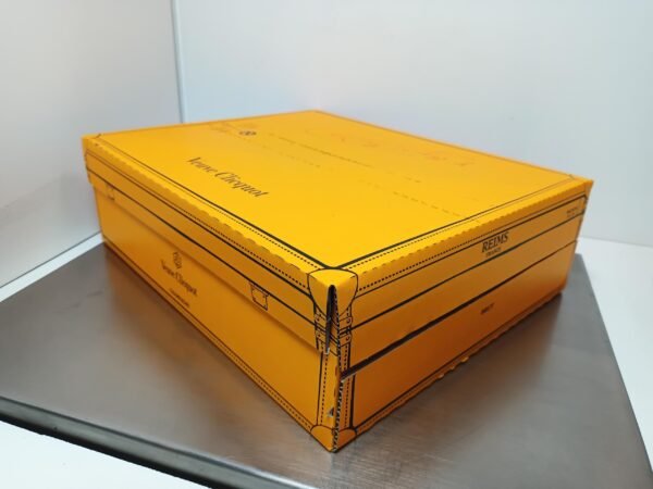 VEUVE CLIQUOT MAGNUM 150 CL 1 Veuve Clicquot Brut - Magnum 150 cl - Vente à l'Export