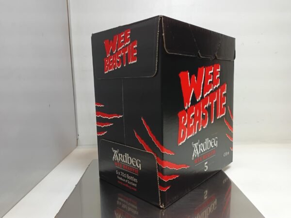 Whisky Ardbeg Wee Beastie 5 ans d'âge 70cl pour export Ardbeg Wee Beastie 5 ans d'âge – Single Malt Whisky Écossais